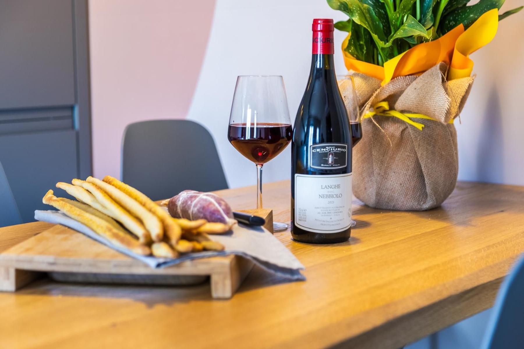 La Casa Nelle Aie - Appartamento Nebbiolo - Free Wifi E Ac La Morra Luaran gambar